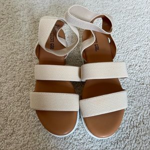 NWOB Cozy Girl Sandals